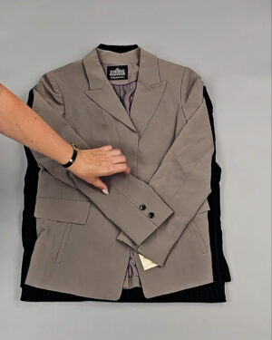 Фотография  453 - Жакеты Корея 085#10 кг, ЛОТ № СТ-9240 оптом в Воронеже и Воронежской области