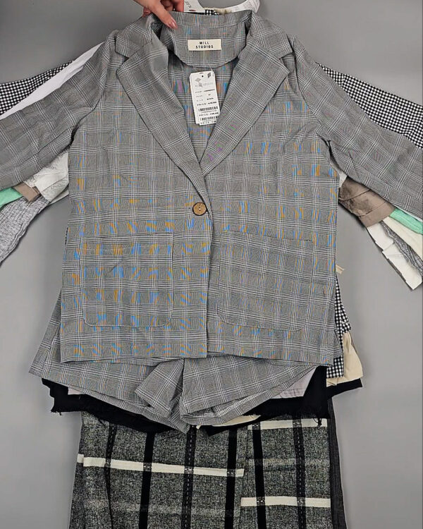 Фотография  773 - Комплекты жен Корея 085#5 кг, ЛОТ СТ-9572 оптом в Воронеже и Воронежской области