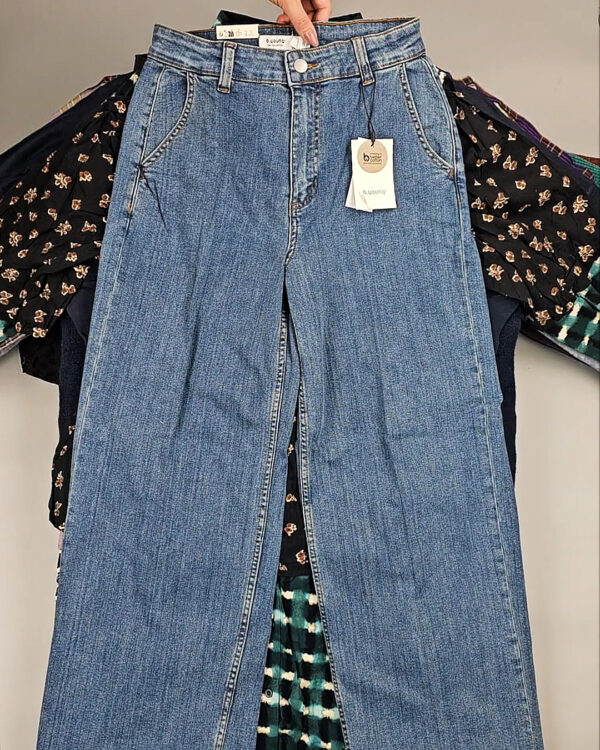 Фотография  846 - B.YOUNG Winter mix 104#15 кг, ЛОТ СТ-9596 оптом в Воронеже и Воронежской области