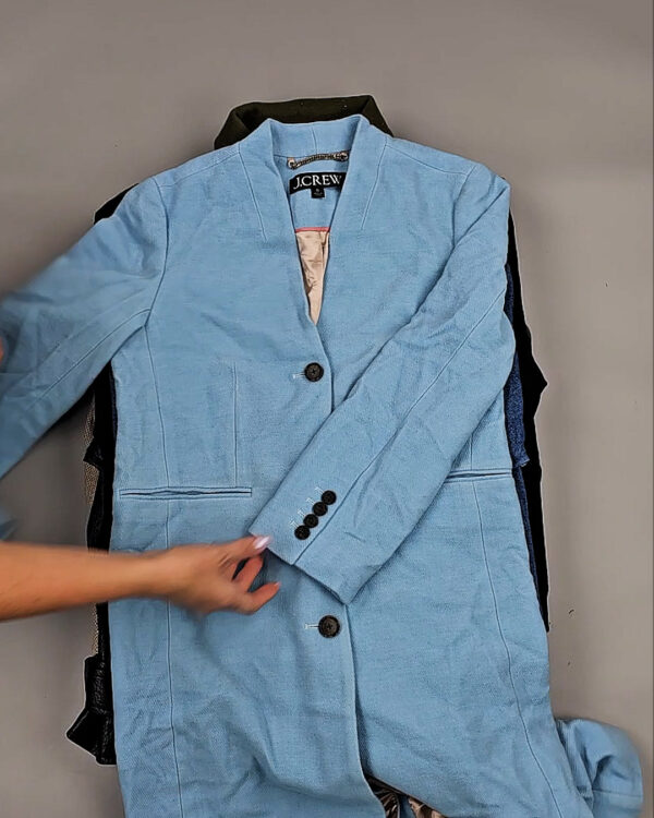 Фотография  834 - Ветровки женские CAN 104#11,5 кг, ЛОТ СТ-9402 оптом в Воронеже и Воронежской области