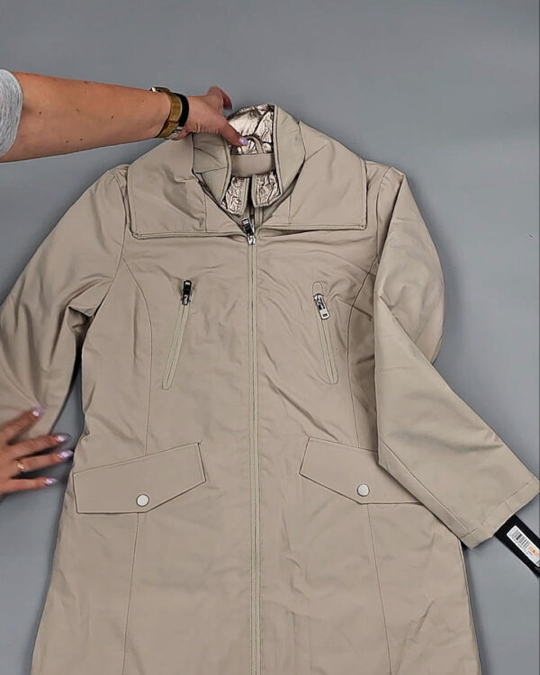 Фотография  504 - Ветровки женские CAN 104#12,4 кг, ЛОТ СТ-9403 оптом в Воронеже и Воронежской области