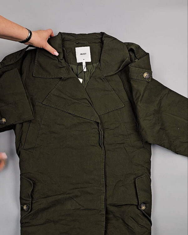 Фотография  598 - Ветровки Bestseller+DK 035#10 кг, ЛОТ СТ-9396 оптом в Воронеже и Воронежской области