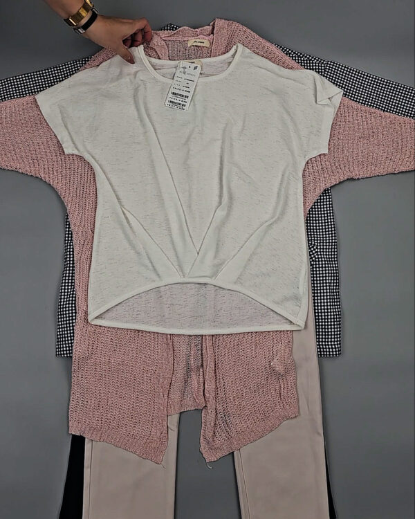 Фотография  796 - Комплекты жен Корея 085#5 кг, ЛОТ СТ-9574 оптом в Воронеже и Воронежской области