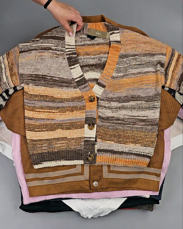 Фотография  107 - Джемпера СТОК CAN#10 кг, ЛОТ СТ-9915 оптом в Воронеже и Воронежской области