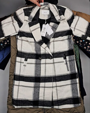 Купить Верхняя одежда VILA#10,4 кг, ЛОТ СТ-9712 оптом в Воронеже и Воронежской области