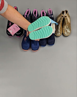 Фотография  930 - Обувь СТОК дети зима 065#6,5 кг, ЛОТ СТ-9663 оптом в Воронеже и Воронежской области