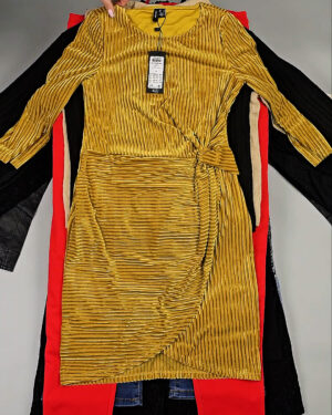 Фотография  935 - DK+Bestseller 085#16 кг, ЛОТ СТ-9952 оптом в Воронеже и Воронежской области