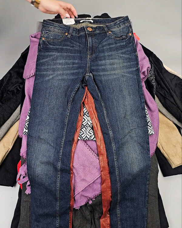 Фотография  713 - Женский микс зима (Winter mix)#20 кг, ЛОТ СХ-0206 оптом в Воронеже и Воронежской области