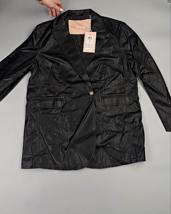 Фотография  687 - JACK JONES Women Winter mix 075 #15 кг, ЛОТ СТ-9961 оптом в Воронеже и Воронежской области